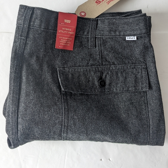 Levi's Men's Utility Hybrid Slim Fit Pants Gray Black Straight Leg Jeans 42W 30L - Picture 2 of 4